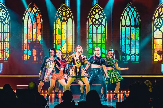 Viva Broadway Show! Celebrating the West End & Broadway - Staff and Hosting: The Personal Touch That Makes It Feel Easier