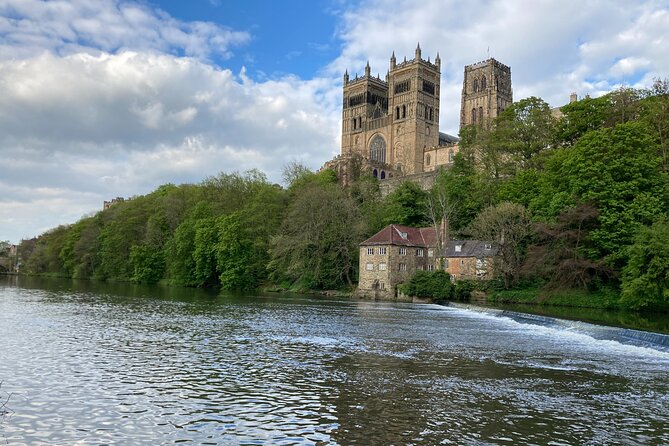 Walkabout Durham History Tour - South Bailey and St Cuthbert’s Society: rivalry, walls, and Durham University