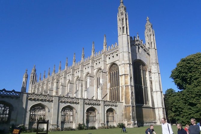 Walking Tour of Cambridge - Choosing between two routes, and steering it toward your interests