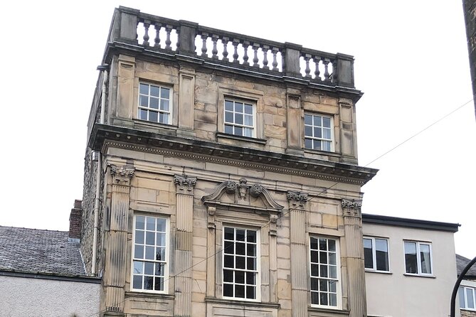 Walking tour of Lancaster - Execution Slavery Industry - Judges’ Lodgings: oldest house vibes and witchcraft link