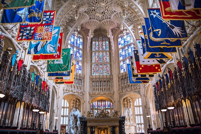 Walking Tour of London Westminster Abbey, Big Ben, Buckingham - Parliament Square moments: where the skyline teaches politics