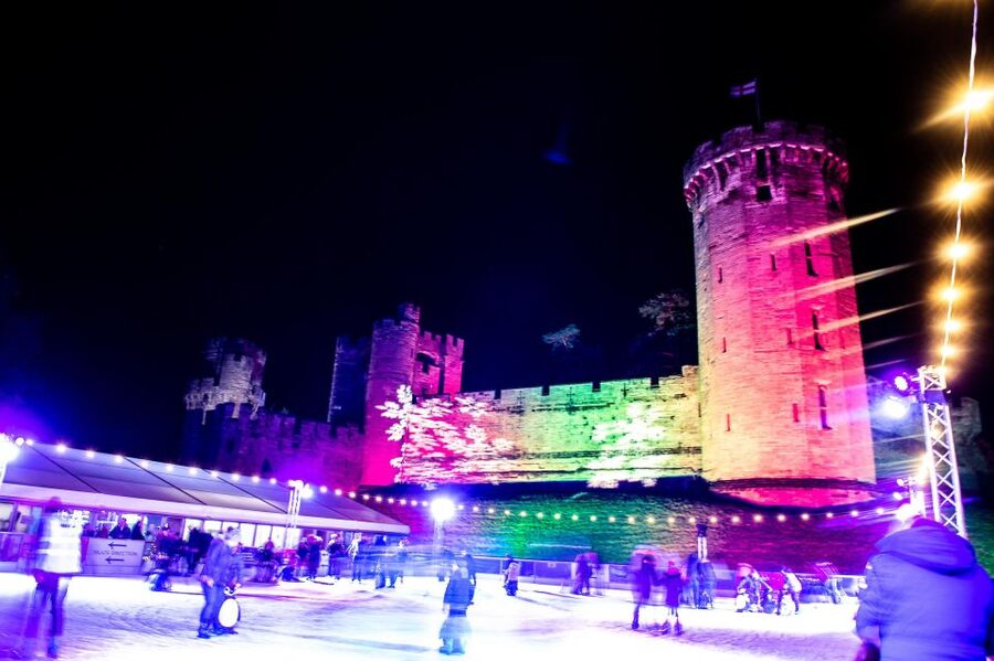 Warwick: Entry Ticket for Warwick Castle - Food and Breaks: Staying Comfortable Without Losing the Plot