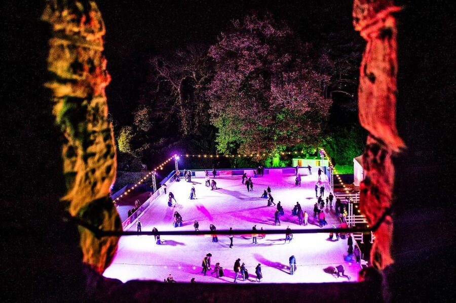 Warwick: Entry Ticket for Warwick Castle - Timing, Weather, and Getting the Best Flow