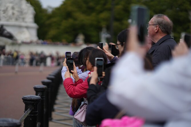 Westminster Abbey, Big Ben, Buckingham Guided Tour of London - Tothill Street coffee break and what to do with the pause