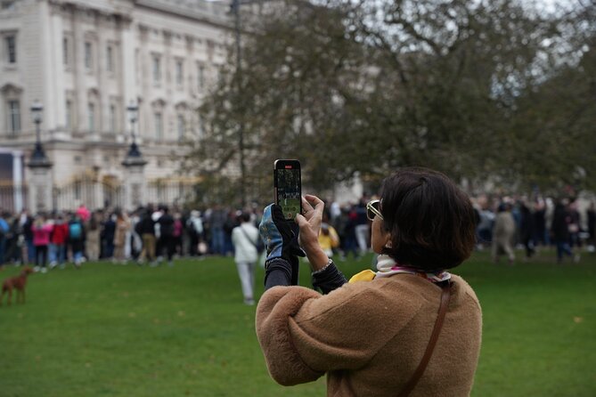 Westminster Abbey, Big Ben, Buckingham Guided Tour of London - Big Ben and Parliament Square views: what you should look for
