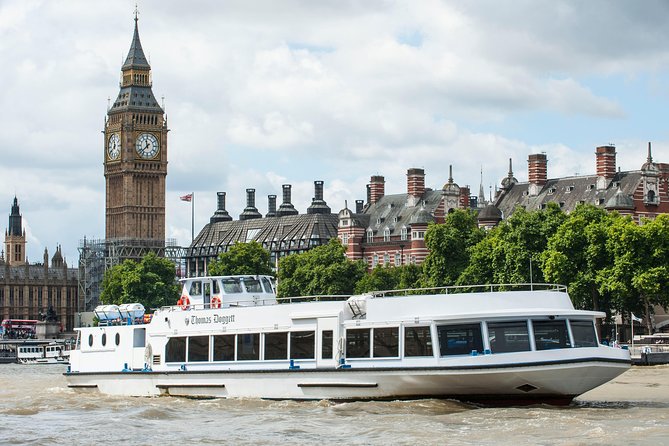Westminster to Greenwich Sightseeing Thames Cruise in London - The onboard narration and smartphone audio: making sure you get the stories
