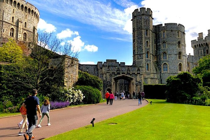 Windsor Castle Tour from London with Optional Lunch or London Eye - London Eye option: 30 minutes of big views, tight timing