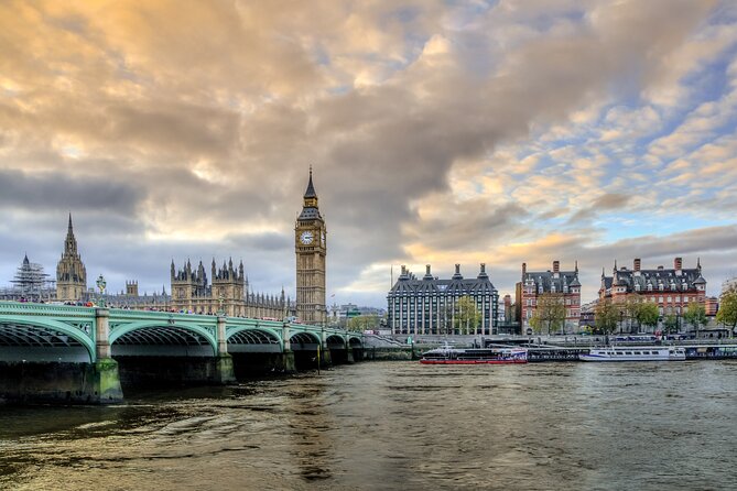 Winston Churchill & London in World War II Walking Tour - Parliament Square and Westminster Abbey: icons of democracy and survival