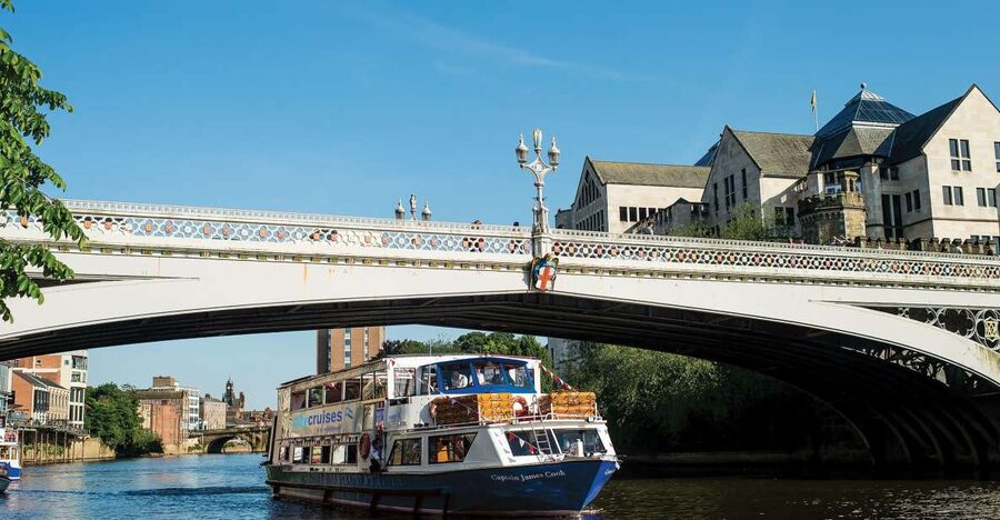 York: Daytime Sightseeing Boat Cruise with Live Commentary - Key things I’d prioritize on this York City Cruise