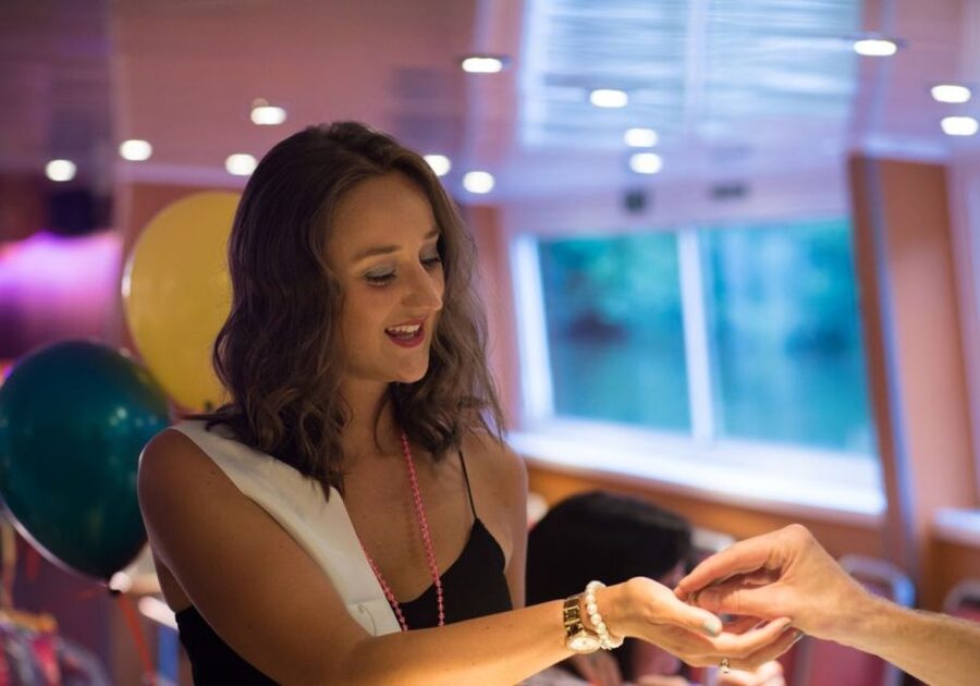 York: Party Cruise with Drink, Dinner, and DJ - The Two-Course Buffet: Where Value Comes From, and Where It Can Slip