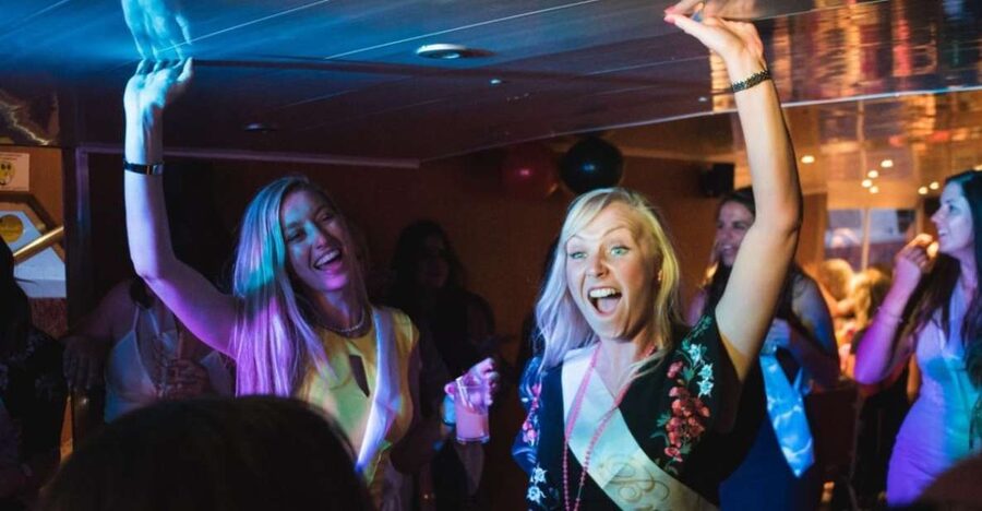 York: Party Cruise with Drink, Dinner, and DJ - Toilets and Comfort: Small Details That Can Make or Break the Mood