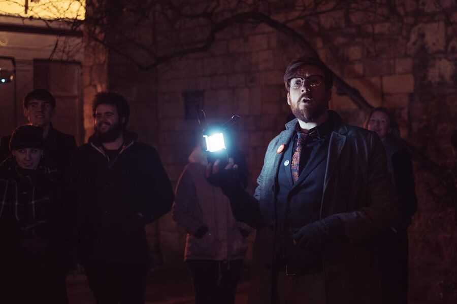 York: The Deathly Dark Ghost Tour - Meeting the Guide: Ticket Office Check In and What to Look For